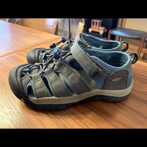 Keen Newport sandals blue/grey